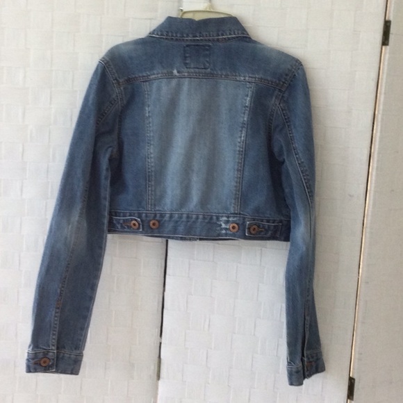 Old Navy Jean Jacket size M buttons front cuffs & back washable color blue #584 - Picture 2 of 10